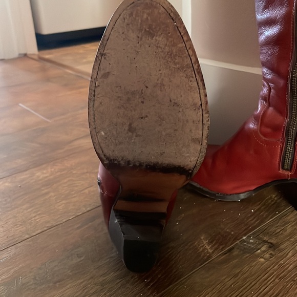 Burgundy OTK Frye Boots size 8.5 - Picture 3 of 6